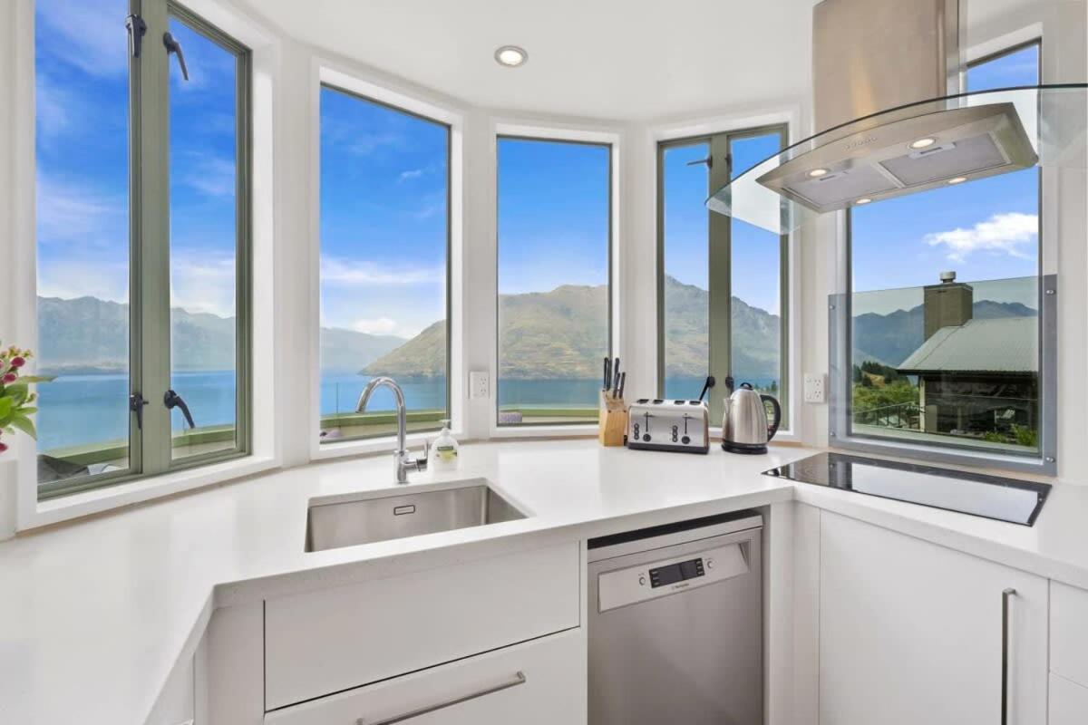 Ruby'S Fernhill Vista Villa Queenstown Kültér fotó